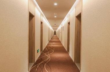 Hanting Hotel Jinan Laiwu Yingmou East Street