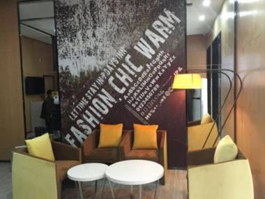 IU Hotel Jian Bus Station Pedestrian Street