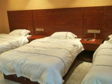 Luanchuan Friendship Business Hotel