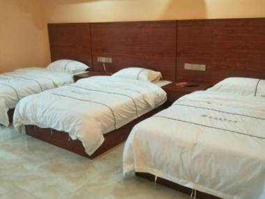 Luanchuan Friendship Business Hotel