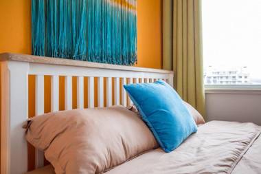 The air villa: five high-rise air courtyards - the third bathing beach the mountain and the sky the town of dongyi the forest park the Ocean Park ten thousand mouth