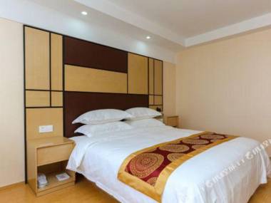 Chunqi Hotel
