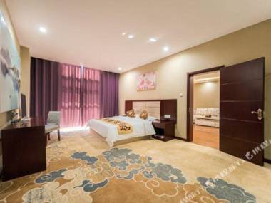 S.devons International Hotel