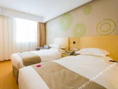 GreenTree Hotel(Maanshan High-speed Railway East Station Auchan Supermarket)