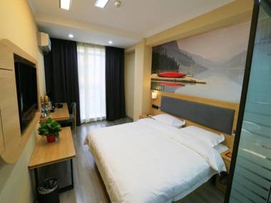 Thank Inn Chain Hotel gansu jiuquan suzhou district bell and drum tower