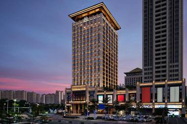 Sheraton Yunfu Xinxing Hotel