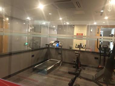 Thank Inn Chain Hotel Guangdong Yunfu Xinxing County Times Square Store