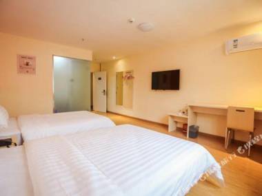 7Tian Jiu Dian (Yun Fu Qi Che Zhan Yi Hua Guo Ji Guang Chang Dian )