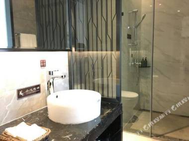 Freely Hover Xiangwo Hotel