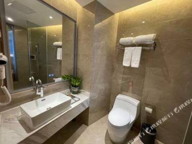 Vienna Classic Hotel (Xinxing Yanjiang South Road)