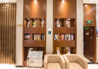 City Comfort Inn Wuzhou Qiloucheng