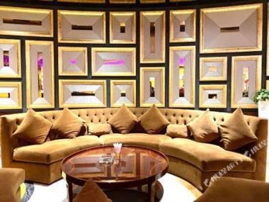 Riverside International Hotel