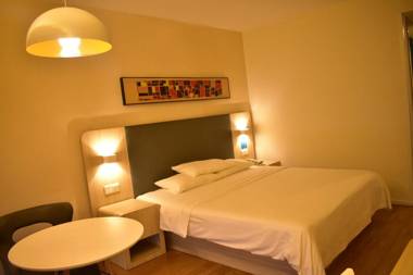 Hanting Hotel Handan University