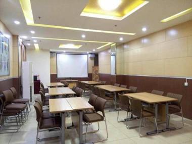 Super 8 Hotel Handan Stadium