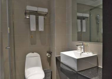 Jtour Inn Xianning Chibiyiqiao North