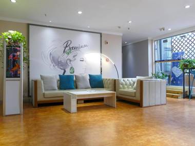 7Days Premium Xianning Hot Spring Pedestrian Street Shopping Park Branch