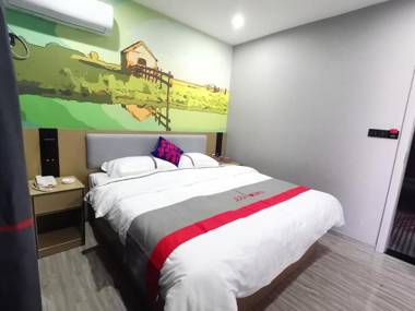 Jun Hotel Hubei Xianning Tongshan County Laoyizhong Commercial Center