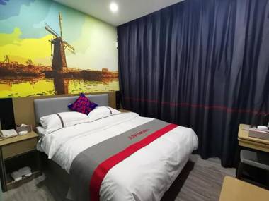 Jun Hotel Hubei Xianning Tongshan County Laoyizhong Commercial Center