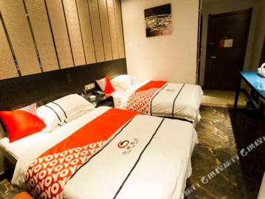 Chongyang Longteng Hotel