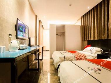 Chongyang Longteng Hotel