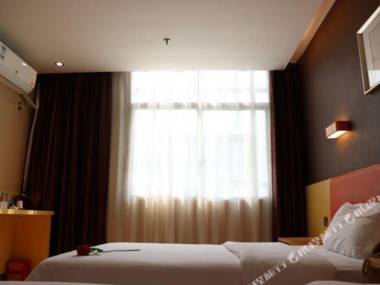 7 days Youpin Hotel (Shangrao normal market shop)