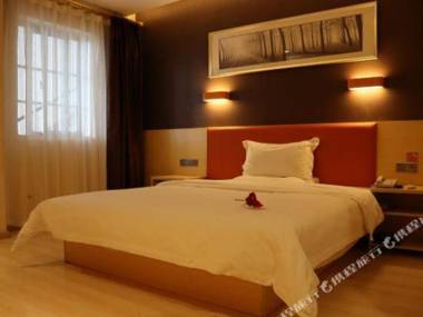 7 days Youpin Hotel (Shangrao normal market shop)