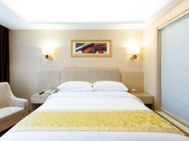 Vienna 3 Best Hotel (Poyanghu Avenue)