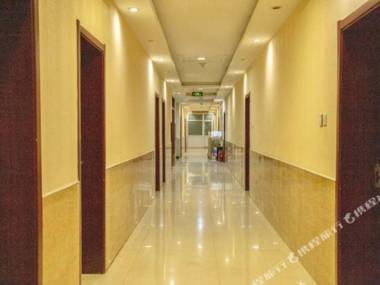 Dou Shi 118Lian Suo Jiu Dian (Lin Fen Hua Men Jing Qu Dian )