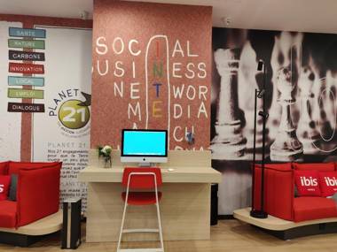 Ibis Guangyuan City Square Hotel