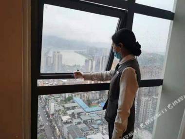 Ru Jia Shang Lu Jiu Dian (Guang Yuan Tu Teng Chun Tian Guang Chang Dian )