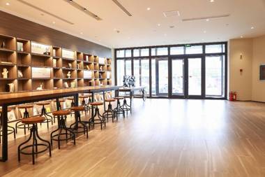 Hanting Hotel Baoding Fuping Riverside Bridge