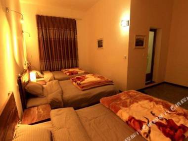 Wind's Whisper Inn Yuanyang