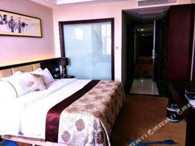 Gao An Feng Huang Hu Guo Ji Grand Hotel