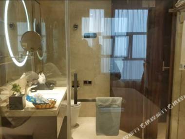 Houde Hotel