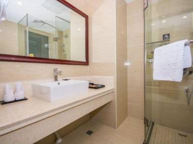 Earth Sunshine Hotel