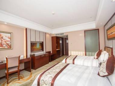 Earth Sunshine Hotel