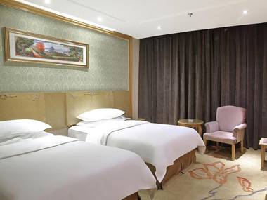 Vienna Hotel Suzhou Luokou Metro Station