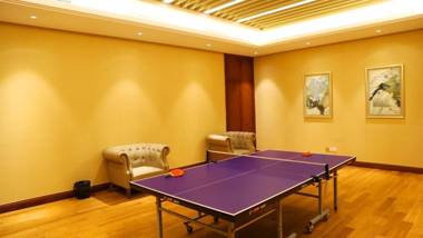 Jingling Shihu Garden Hotel 