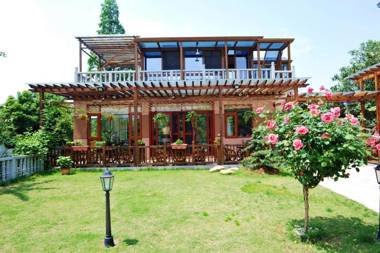 Suzhou Tai Lake East Mountain Scenic Area Orchard Holiday Villa