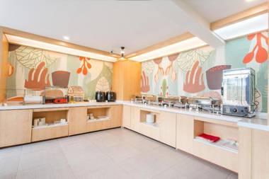 Hanting Hotel Suzhou Guanqian Street Yangyu Alley Metro Station