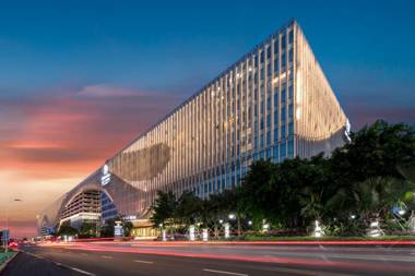 Garden Lane Meilan Airport Hotel (formerly Haikou Meilan Airport Hotel)