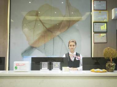 GreenTree Inn Express Hainan Haikou Haixiu Zhong Road