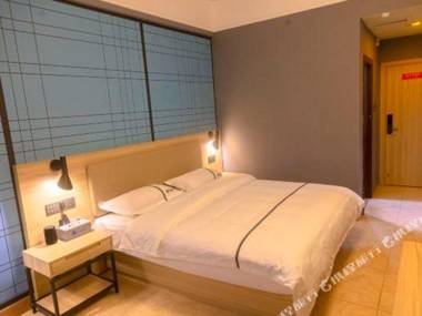 Duzhuang Hotel (Haikou north south fruit wholesale market store)