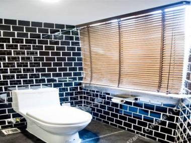 Jinglan LOFT Boutique Hotel (Hainan University)