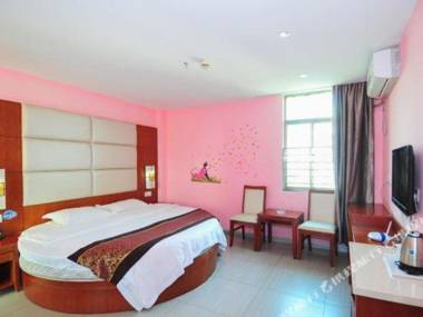 V8 Theme Hotel Xiuying