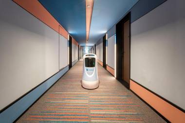 Hanting Hotel Haikou East Railway Station Zhanqian Square