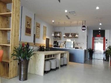 7 Days Inn Premium Tangshan Fengnan Shuanghu Jinyuan Branch