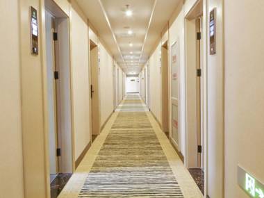 Green Tree Inn Hebei Tangshan Normal University