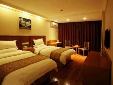GreenTree Inn LuoYang YiChuan Yilong Avenue