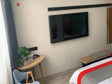 Jun Hotel Henan Luoyang Xin&#x27;an County Vocational Education Center